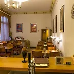 柏林膳食公寓酒店