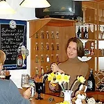 柏林膳食公寓酒店