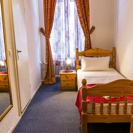 City Pension Berlin 2* Berlin