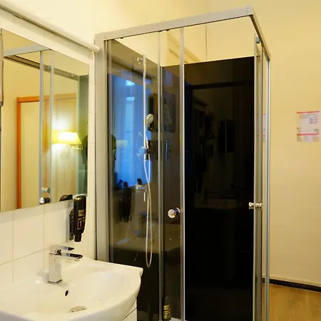 City Pension Berlin מלון 2*