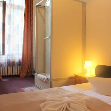 City Pension Berlin 2* ברלין