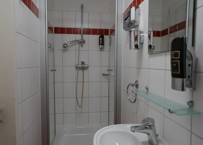 City Pension Berlin Hotell 2*